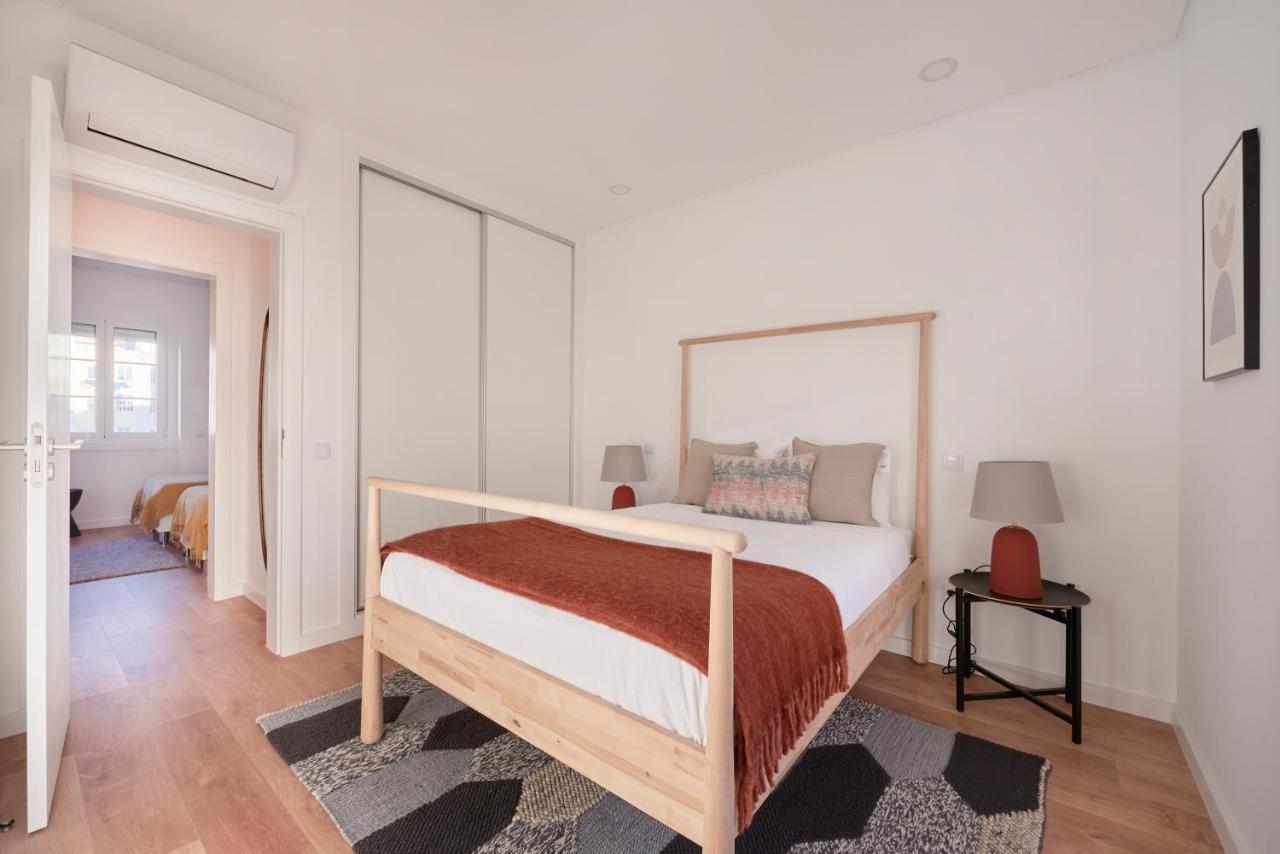 Deluxe Apt At Amazing Prime Location, By Timecooler Lisbon Bagian luar foto