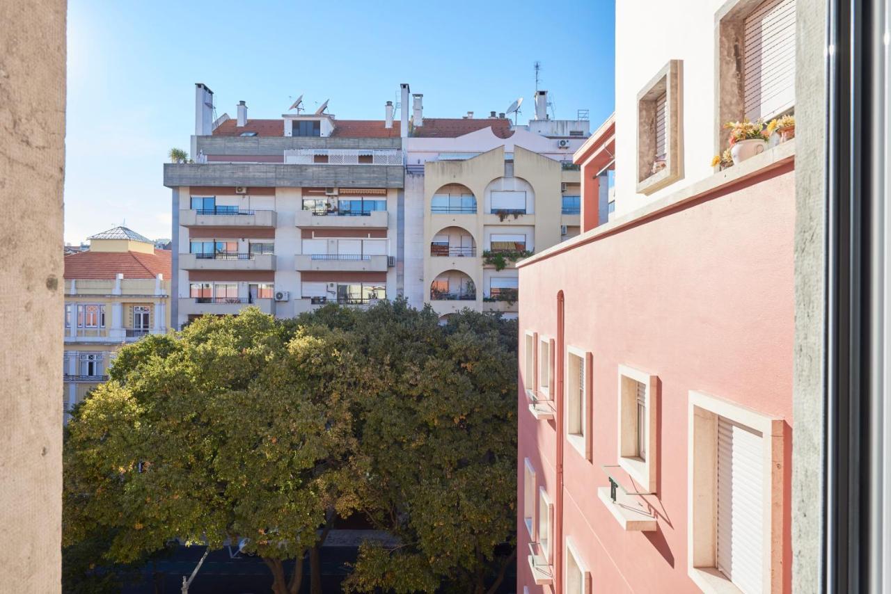 Deluxe Apt At Amazing Prime Location, By Timecooler Lisbon Bagian luar foto