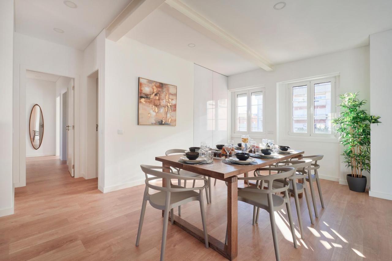 Deluxe Apt At Amazing Prime Location, By Timecooler Lisbon Bagian luar foto