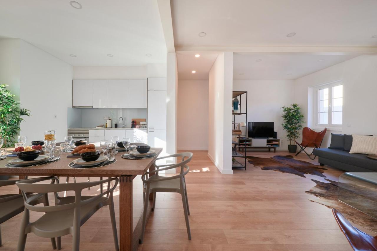 Deluxe Apt At Amazing Prime Location, By Timecooler Lisbon Bagian luar foto